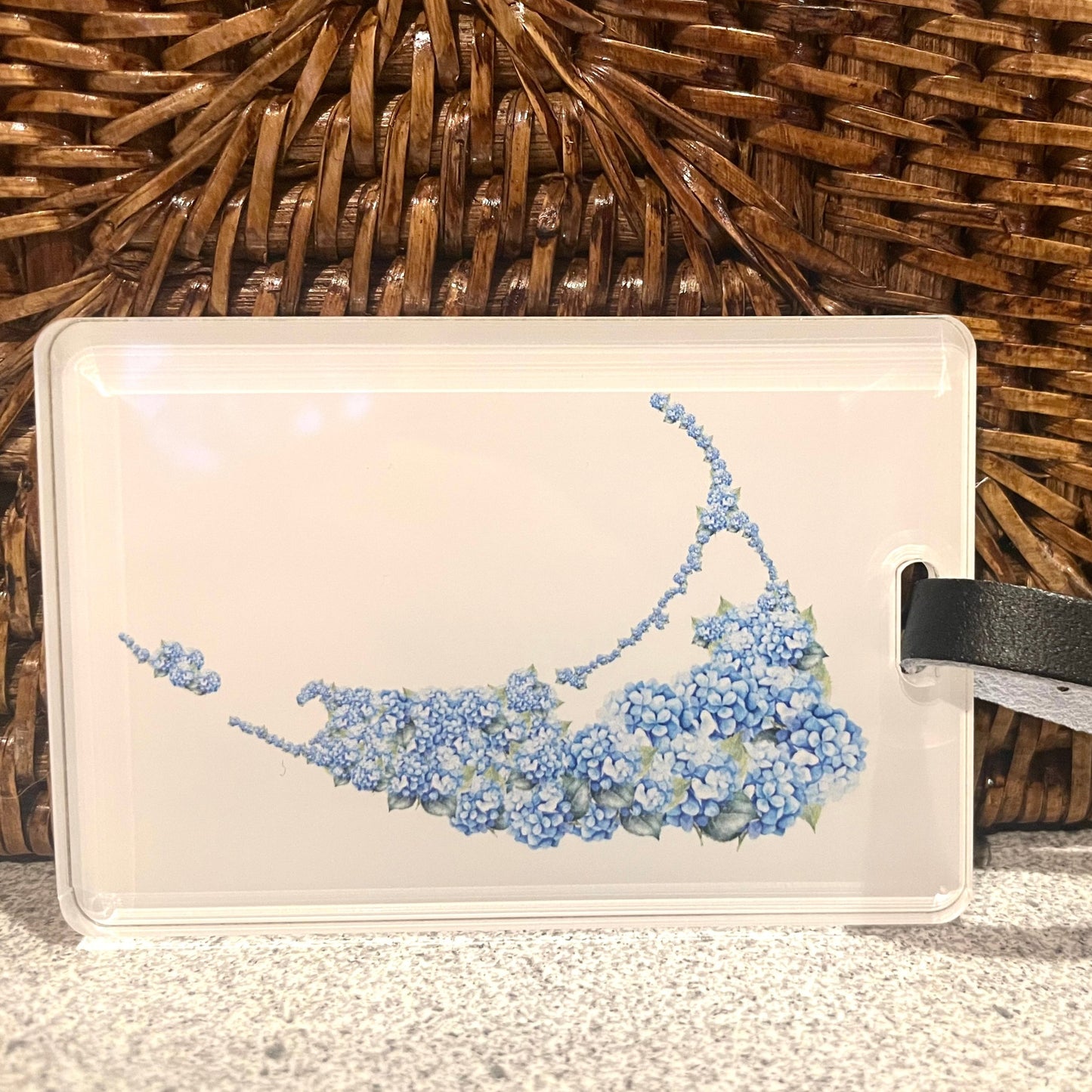 Hydrangea Luggage Tag - My Nantucket Shop
Shop authentic Nantucket-themed merchandise, clothing, towels, beanies, and more, designed with love and shipped directly from Nantucket, Massachusetts.