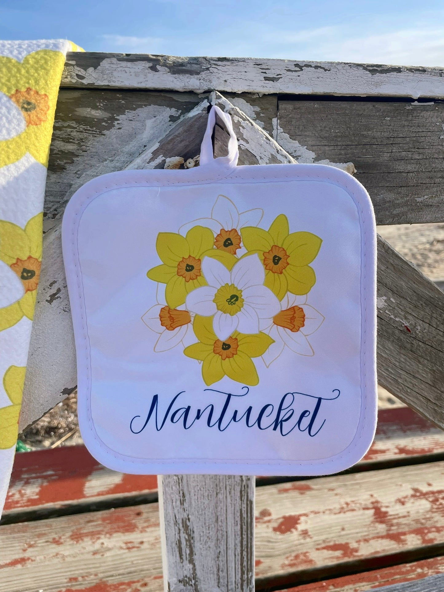 Nantucket Daffodil Pot Holder
